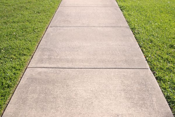 Cement Sidewalk Replacement in Middletown
