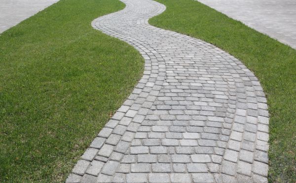 Yard Walkway Construction in Middletown